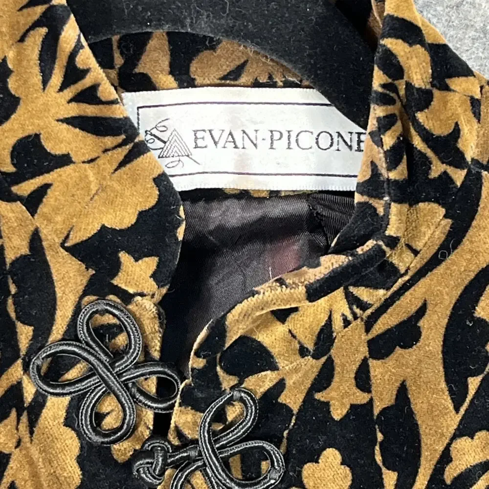 Evan Picone Women’s Blazer Sz 8 Black Floral Tapestry 4 Button Brown / Black‎ - Picture 3 of 10